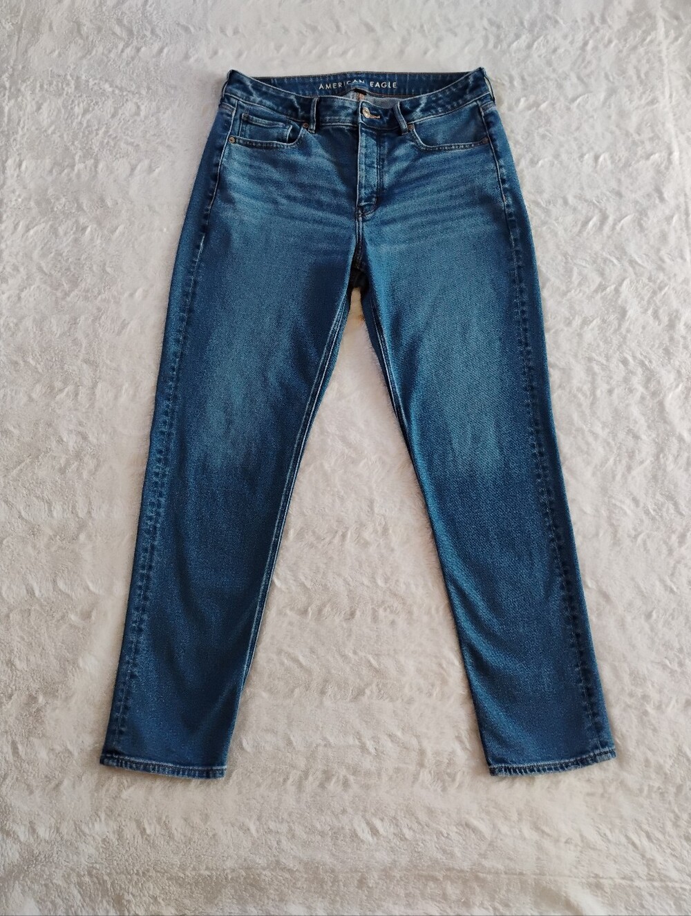 American Eagle Tomgirl Button Fly Jeans